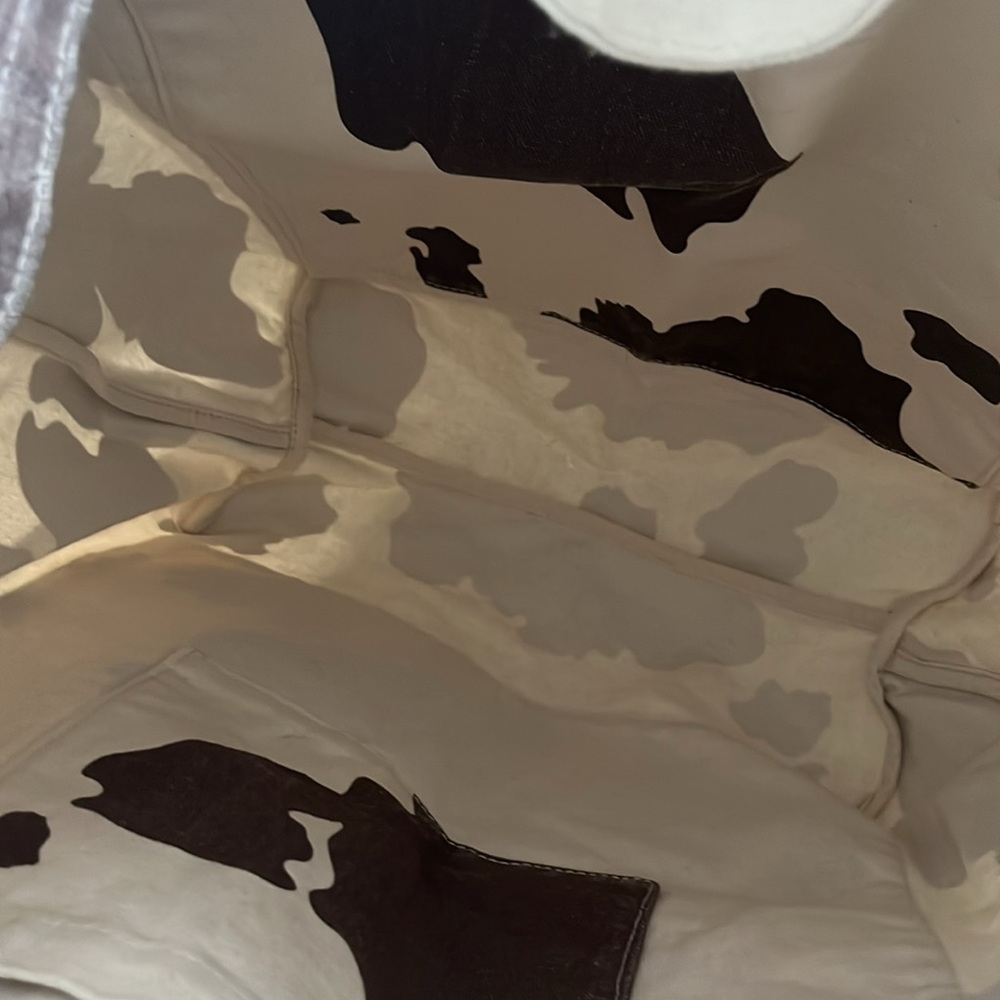 EUC urban outfitters x baggu Cow Print canvas big pocket Tote Bag - Picture 6 of 6